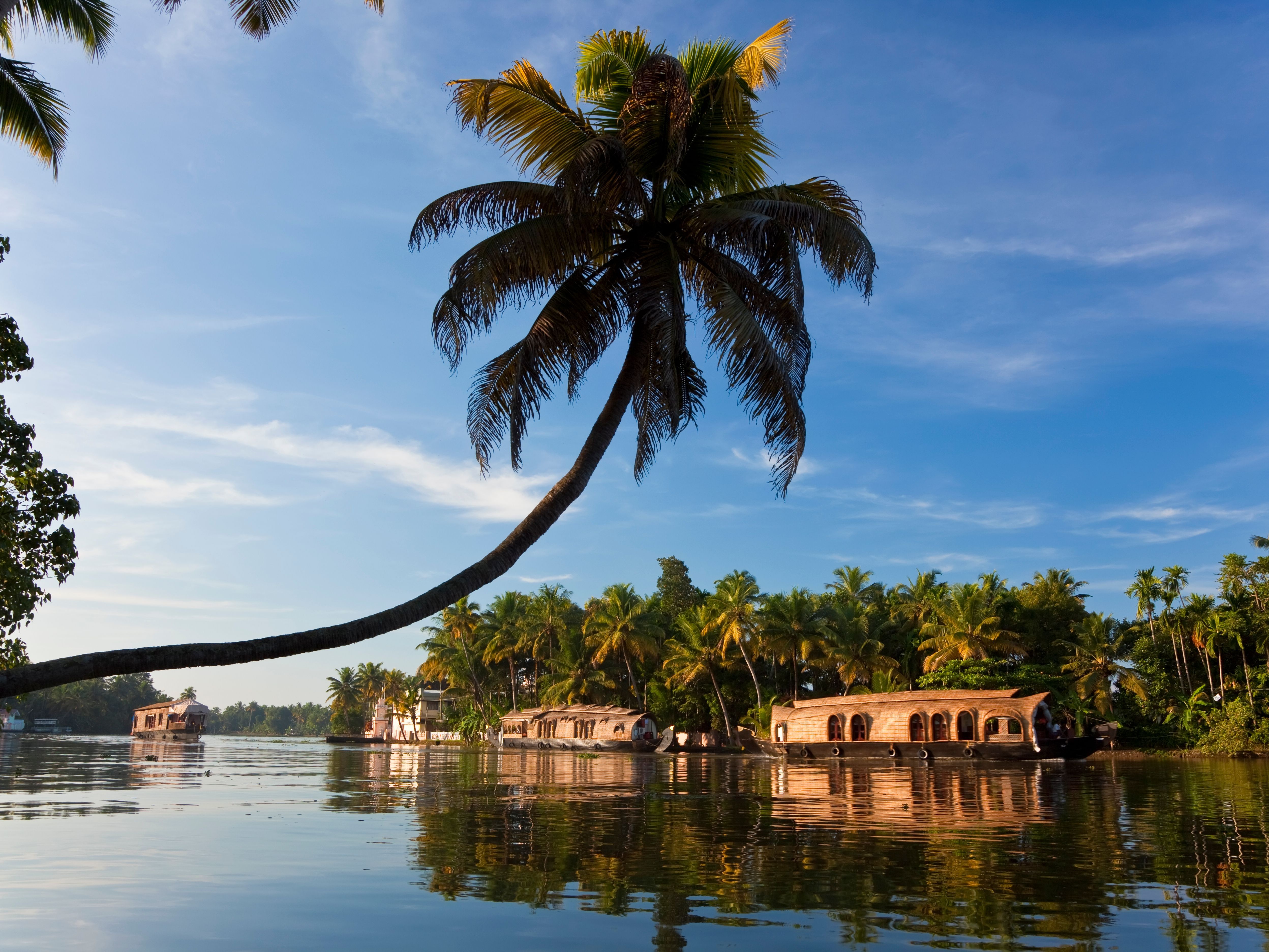 Dehradun to Kerala Cab